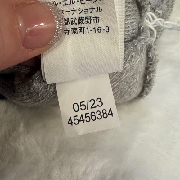 L.L.Bean Katahdin Pom Graphic Hat, Retro Mountain Graphic - Picture 6 of 8